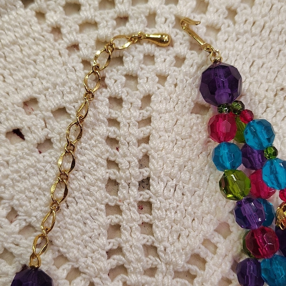 Triple Strand Beaded Necklace Hook Clasp Blue Pink Purple 18" - Picture 5 of 5